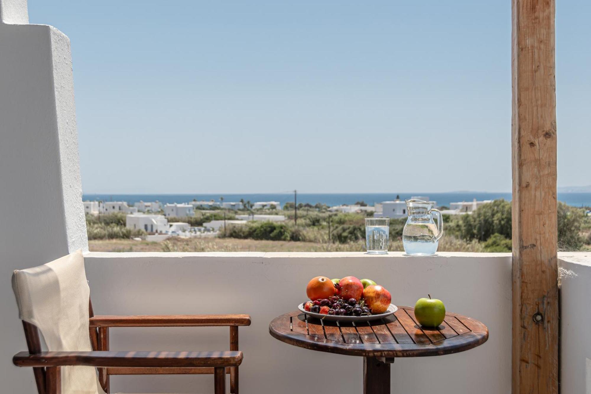 Agia Anna  Naxian Serenity Suites מראה חיצוני תמונה